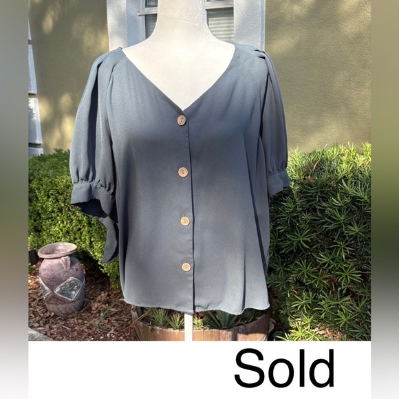 LC Lauren Conrad Tops - LC Lauren Conrad Elegant Gray Button-Up Blouse